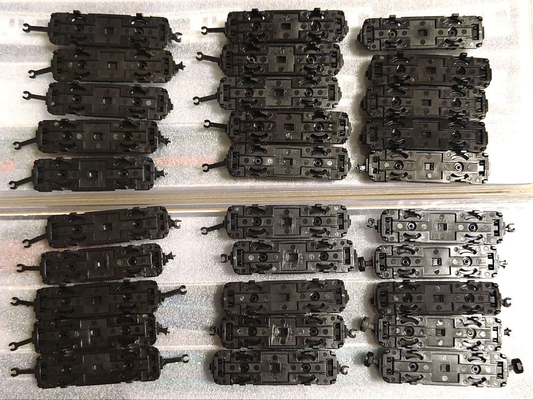 Bトレ HGフレーム 30両分 一部接着剤跡あり