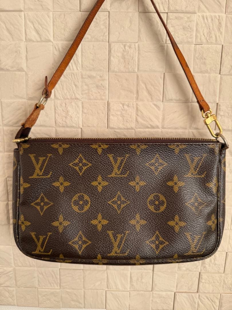 ルイ・ヴィトン LUIS VITTONモノグラム ハンドバッグ　ポシェット