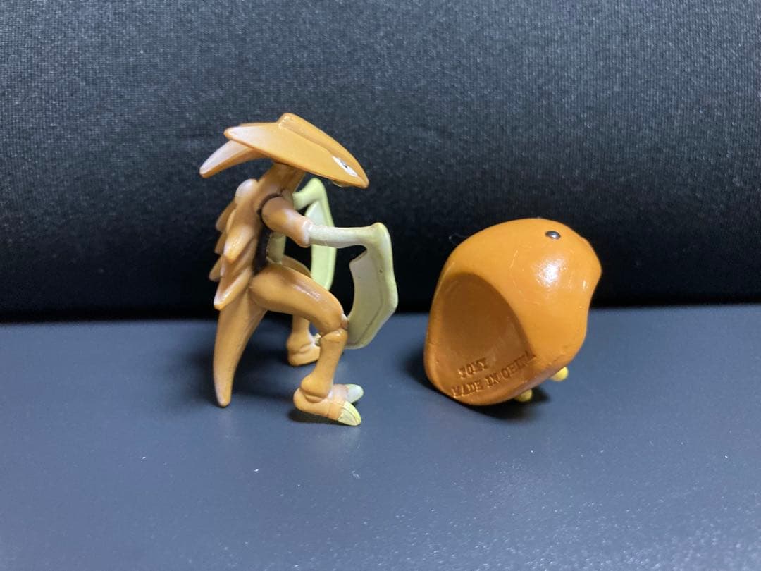 ポケモン　モンコレ　カブト　カブトプス