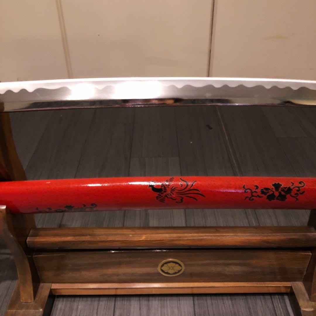 高級模造刀　居合刀　優乱刃紋　朱拵え　合金刀身　紋様入り