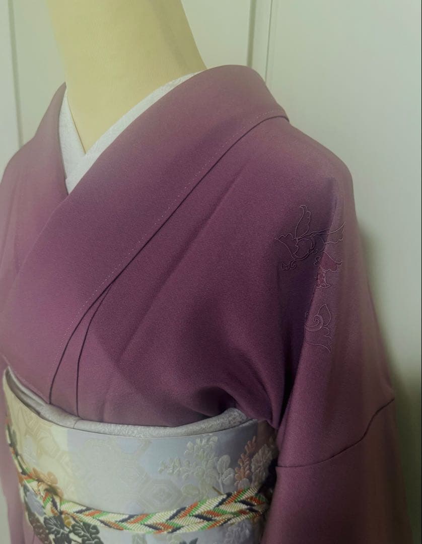 未使用品　裄直しサービス　汕頭蘇州刺繍　華紋唐花模様　付け下げ訪問着