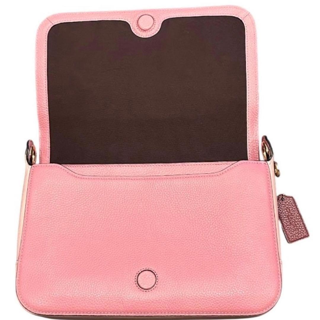 Seiko様 極美品✨コーチ ショルダーバッグ ピンク レザー 4521収納抜群