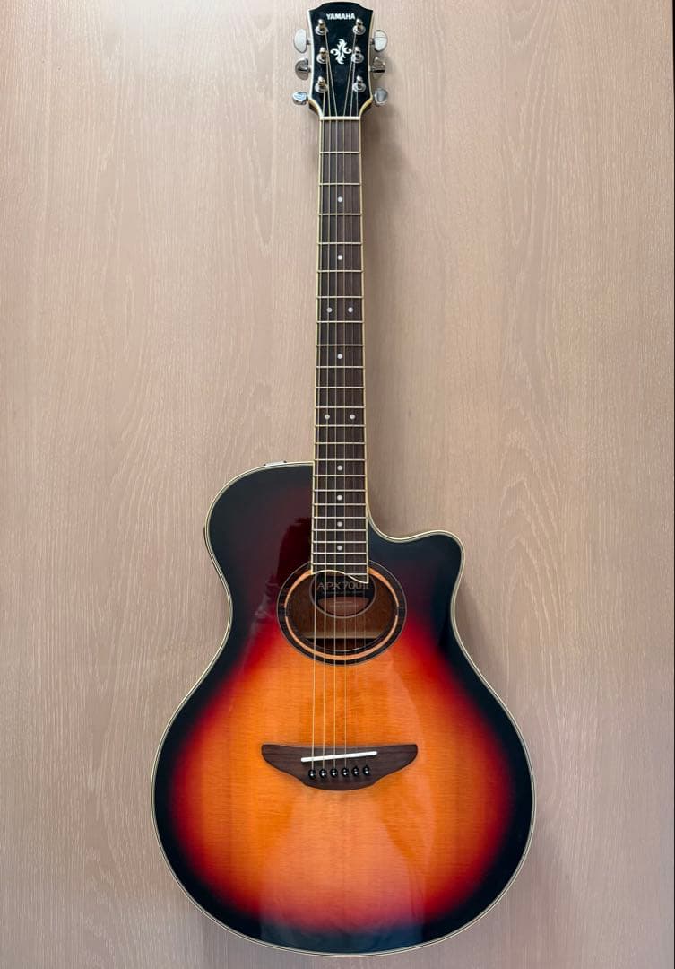 ヤマハAPX700II エレアコ　ケース付