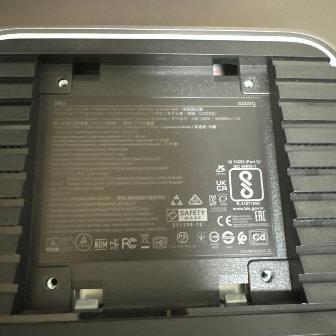 Dell G3223Q 32インチ 4Kモニター 本体