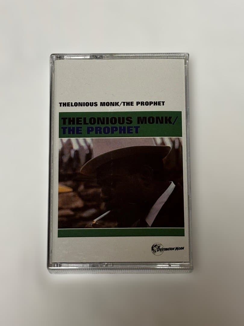 ezcap カセットコンバーター and tapes