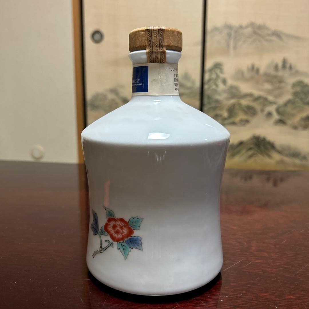 28サントリー ウイスキー　エクセレンス 有田焼 色絵花鳥文　陶器ボトル　未開封
