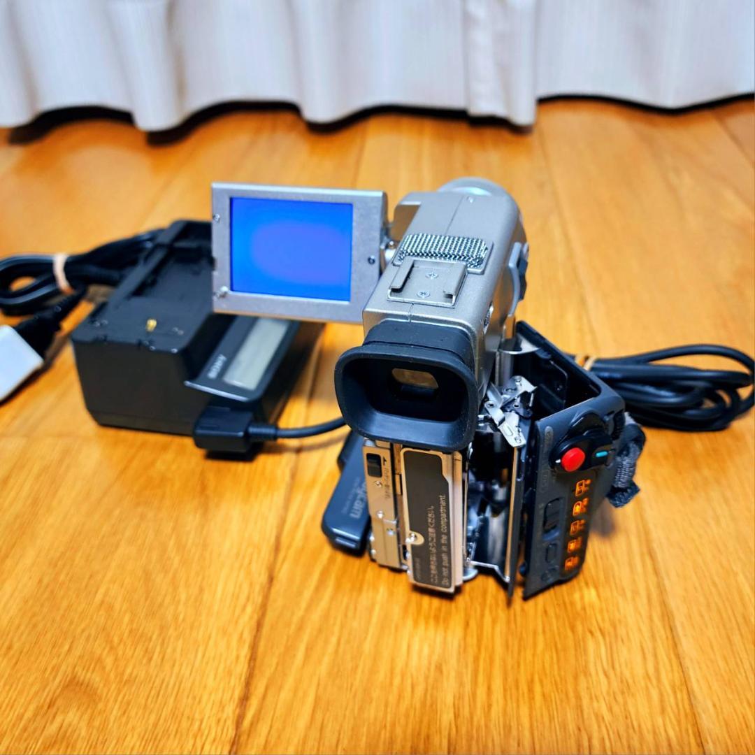 【動作確認済】高画質 SONY MiniDV ビデオカメラ DCR-PC10