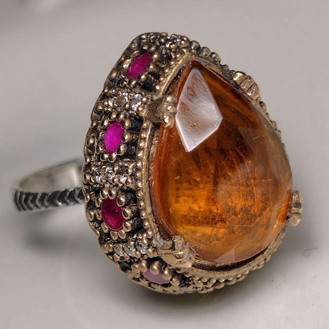 ヴィンテージリング　SILVER　トパーズ　ルビー　メレダイヤ