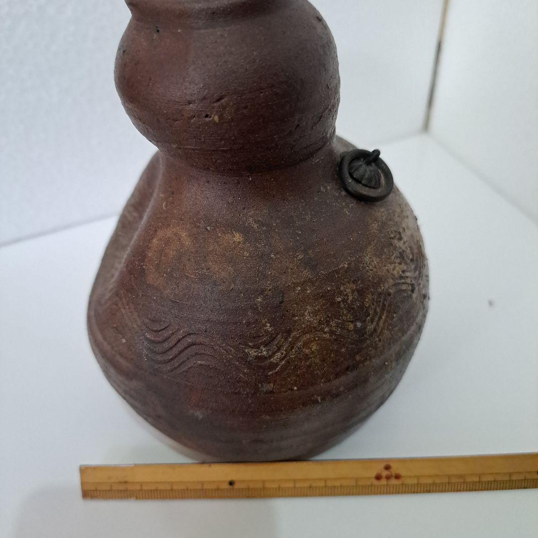 すずらん 桃山時代　古備前焼　花入 掛け用　瓢箪型　竹へら波図　茶道具