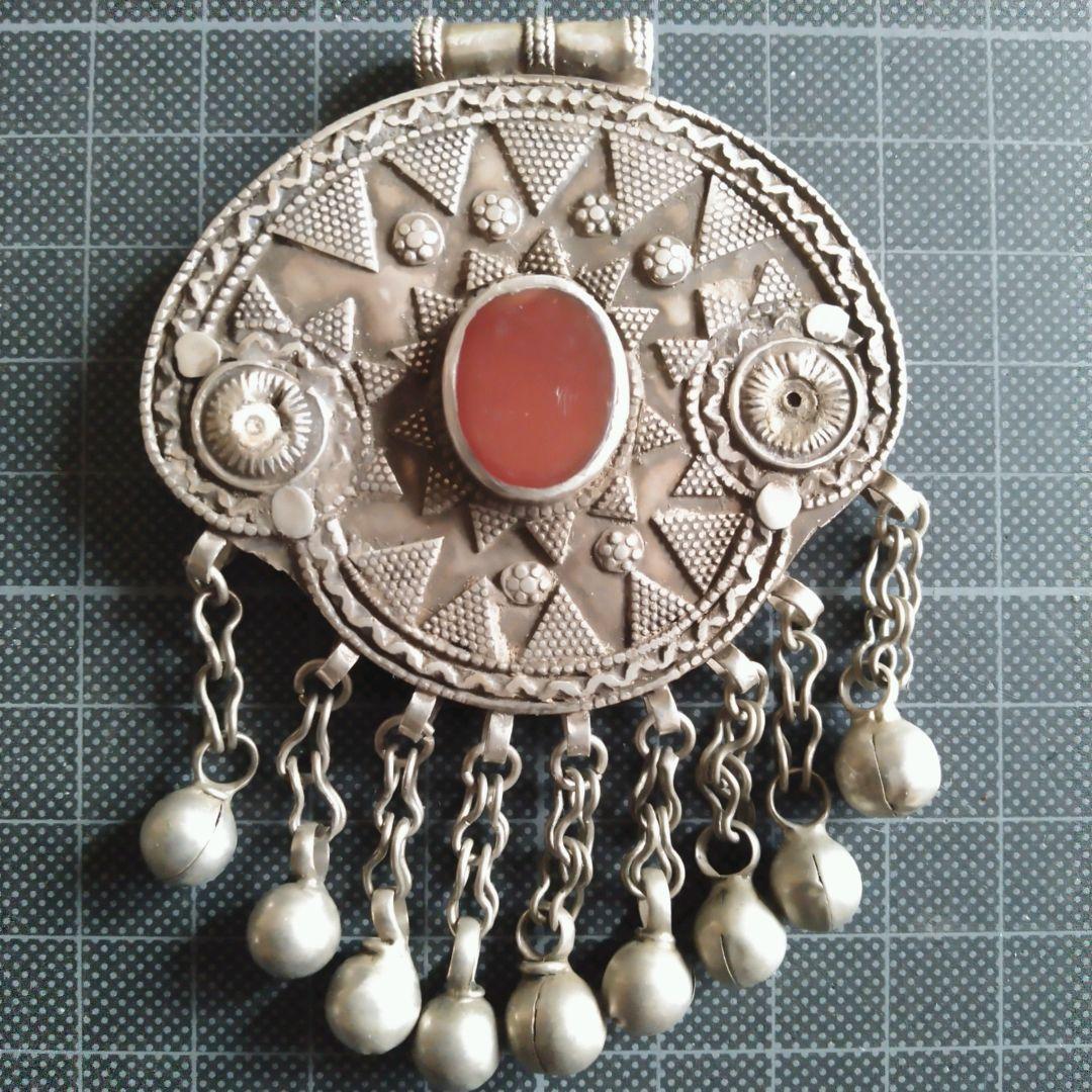 アジアの装身具 オールド トライバルアクセサリー Ｂ