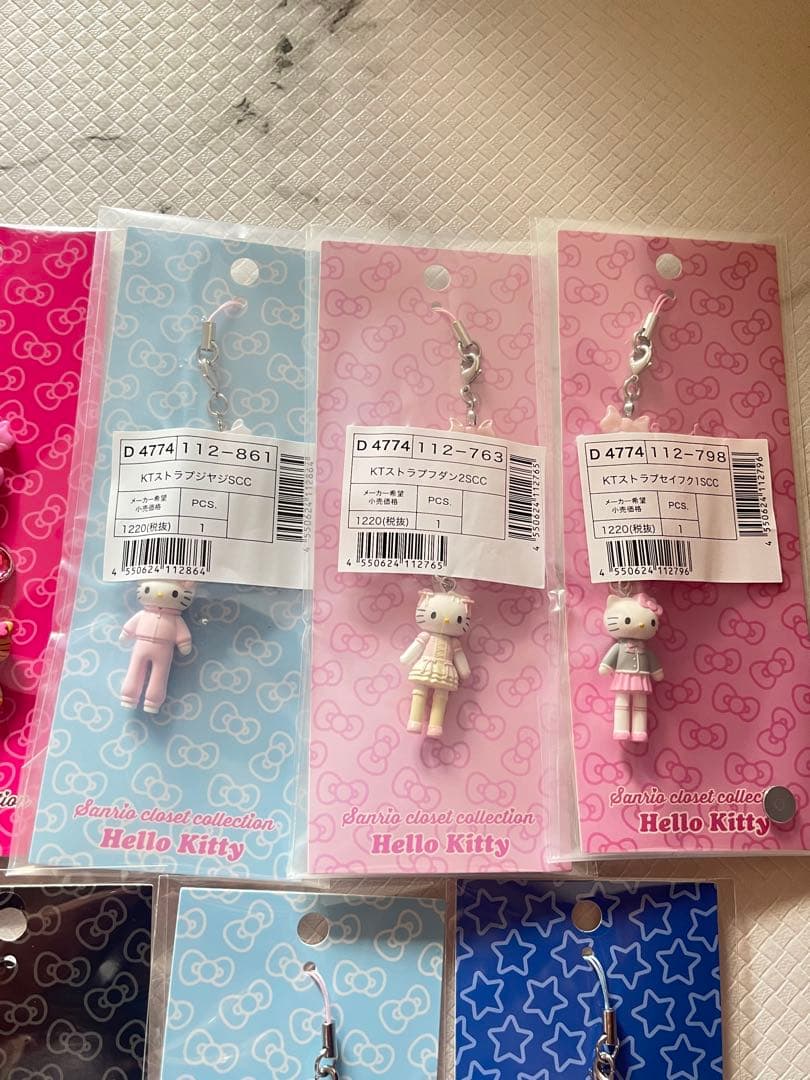 ハローキティ クローゼットコレクション