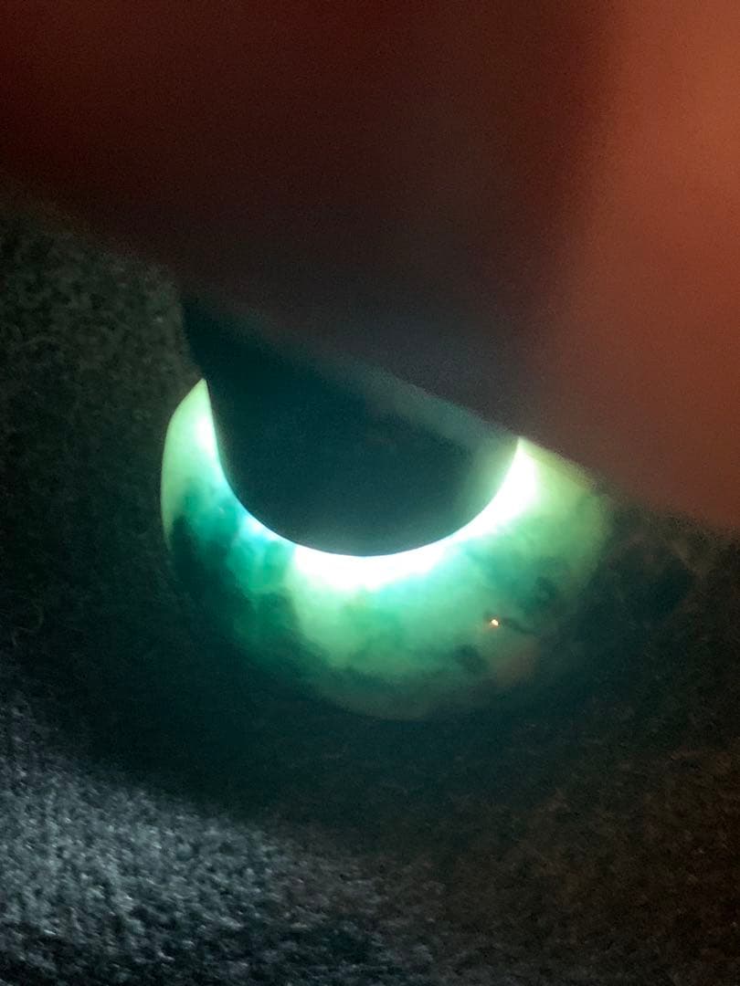 宝石質　入りコン沢翡翠勾玉　糸魚川　翡翠　コン沢　勾玉　根付　出土　原石　御守り