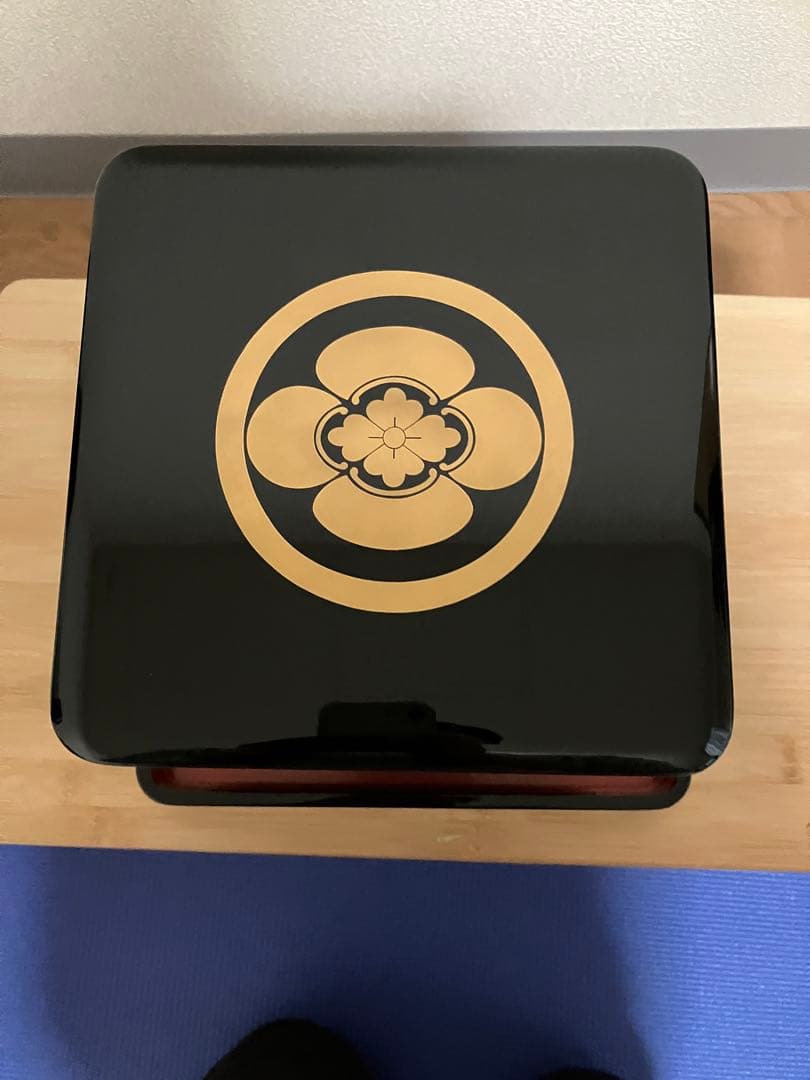 重箱　輪島塗　3段　特注　家紋　丸に木瓜　若島屋謹製