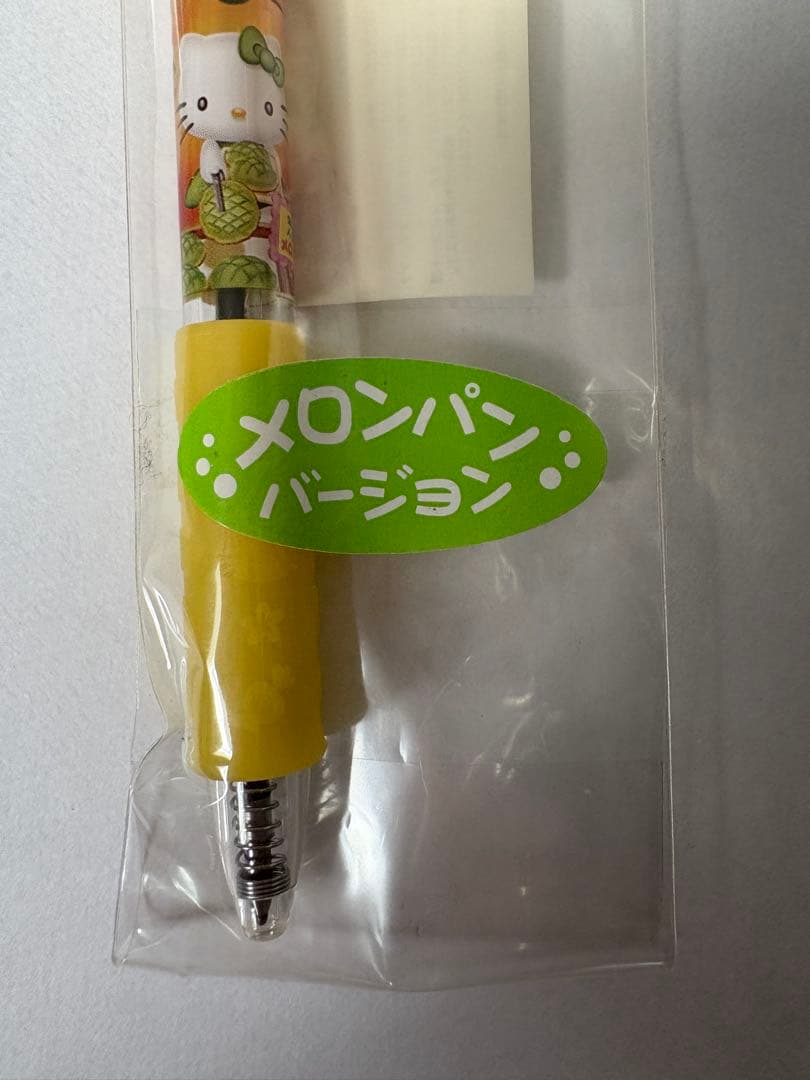 レア　ご当地キティ　メロンパンバージョン　ボールペン