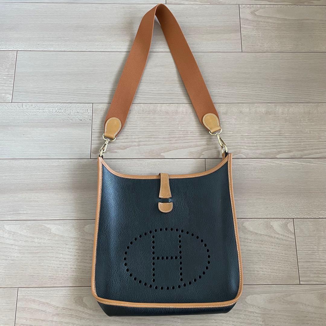 エルメス エヴリンGM 刻印あり 黒×ナチュラル バイカラー ゴールド金具