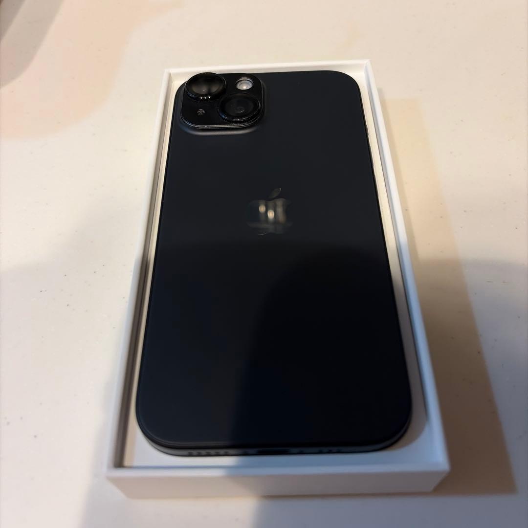 【美品】 iPhone 15 128GB ブラック SIMフリー