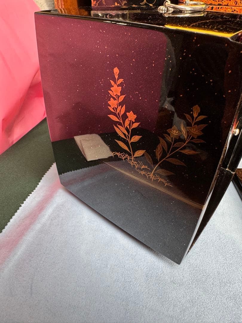 秋草蒔絵、小箪笥