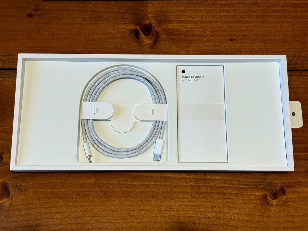 Magic Keyboard with Touch ID 日本語JIS