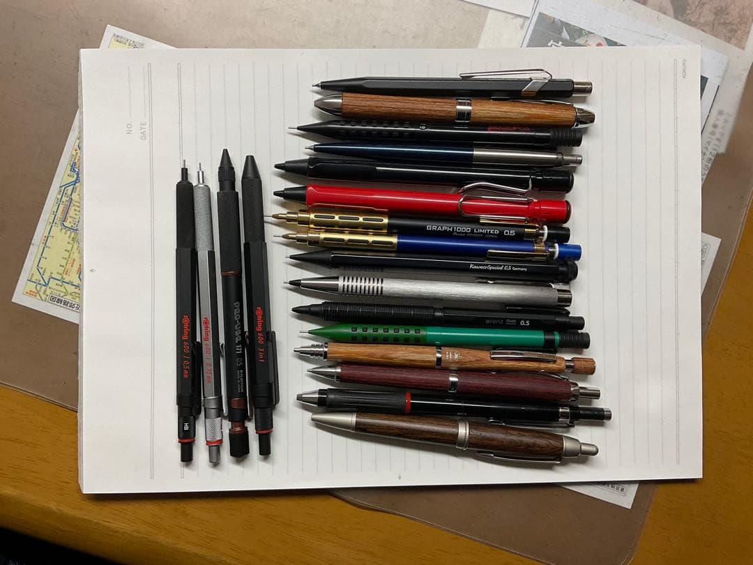 シャープペンシルセット　多色ペン有り