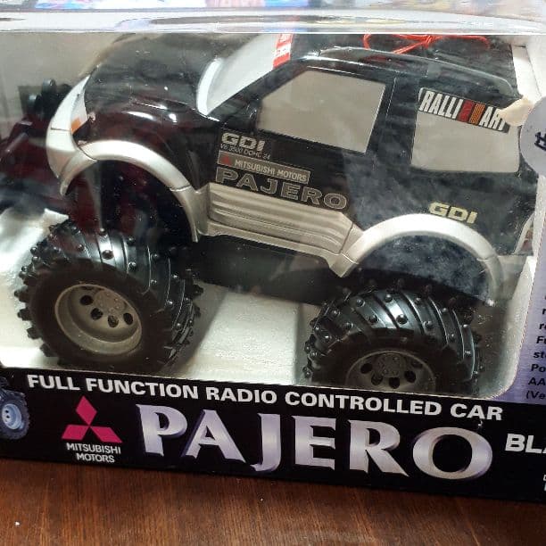 PAJERO　ラジコン　新品未使用
