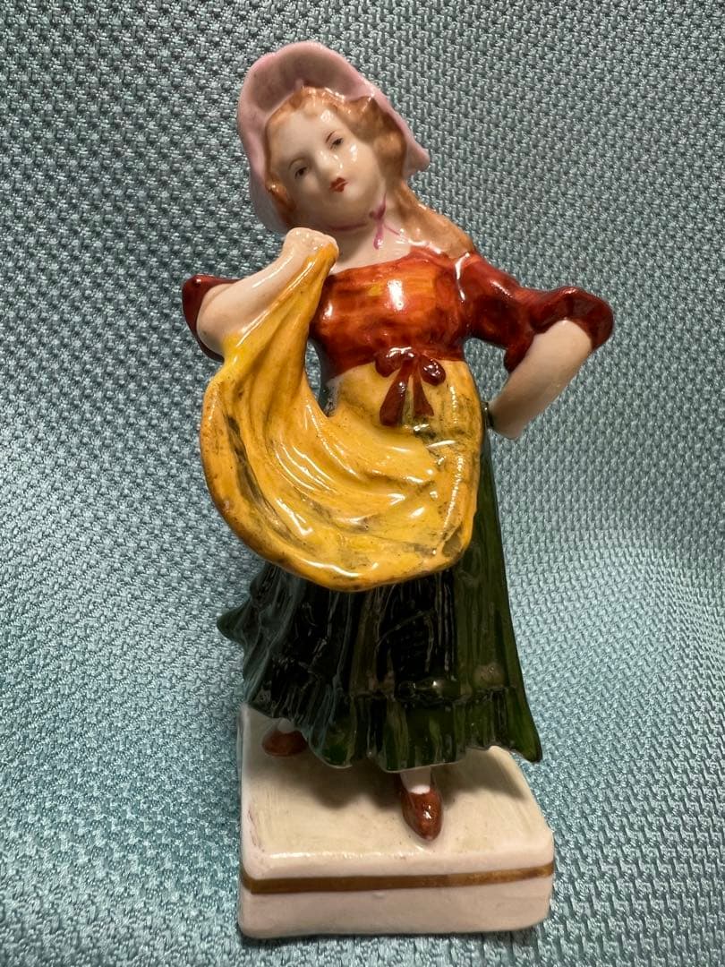 ドイツ製 sitzendorfフィギュリン 骨董1940年代希少陶器人形状態が良
