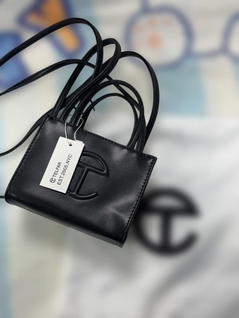 Telfar 黒 ショルダーバッグ