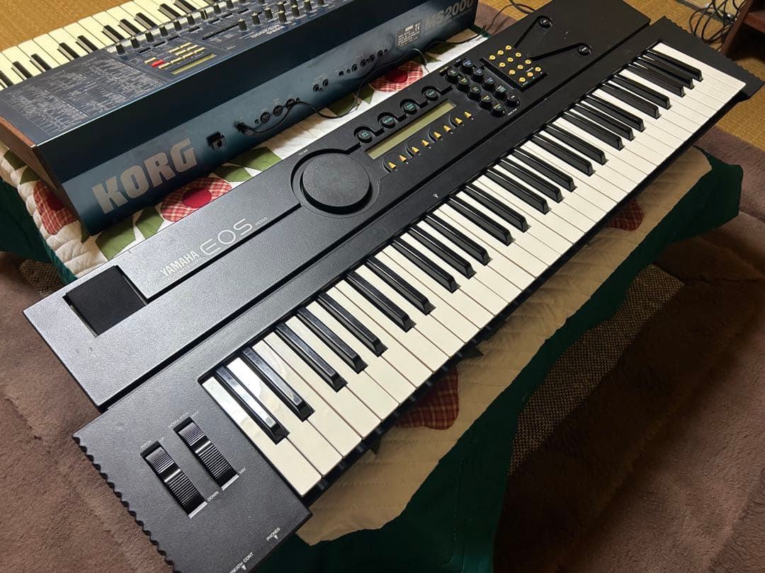 兵庫県神戸市よりYAMAHA EOS YS200 シンセサイザー送料込みです。