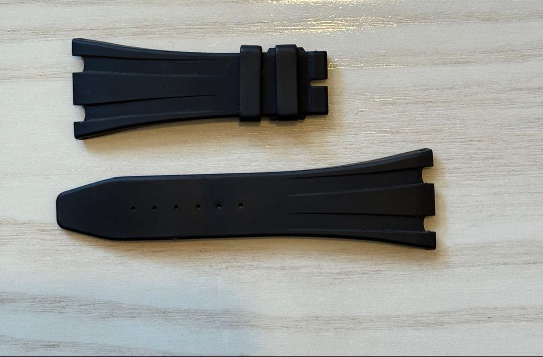 オーデマ・ピゲ AP ブラック ラバーベルト