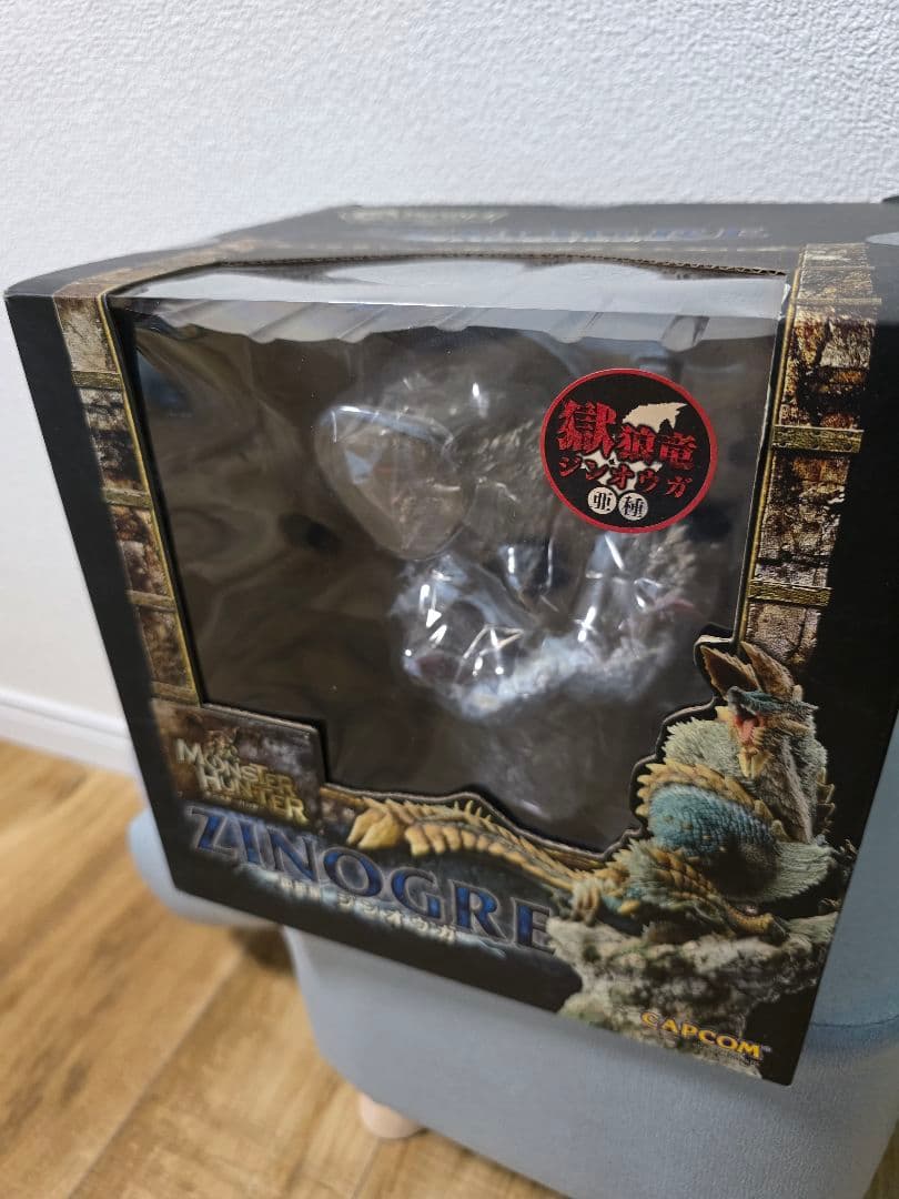 ジンオウガ亜種　クリエイターズモデル　未開封