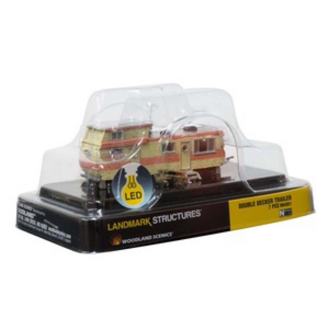 ウッドランドシーニックス 2階建てトレーラーハウス& 晴れの日のトレーラーハウス