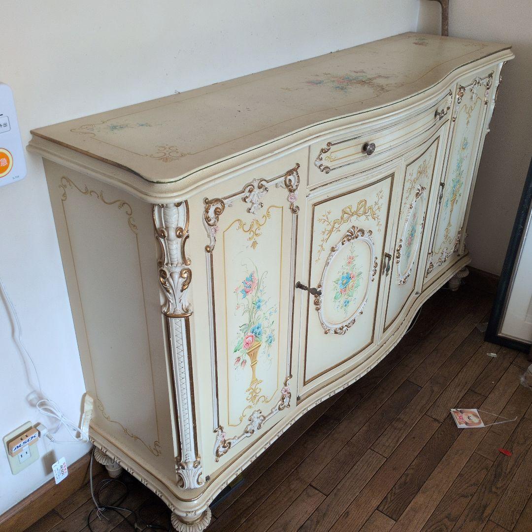 コッペ アイボリー フローラルペイント キャビネット