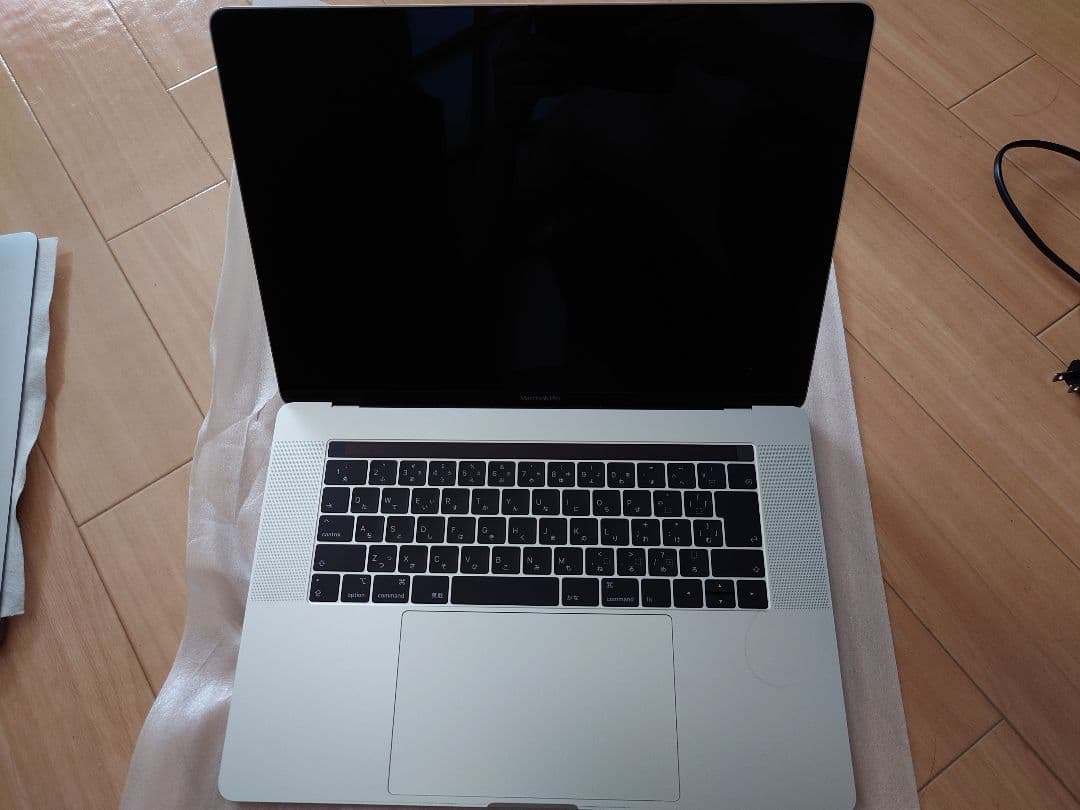 macbook pro mv932j/a　SSD512GB core i9