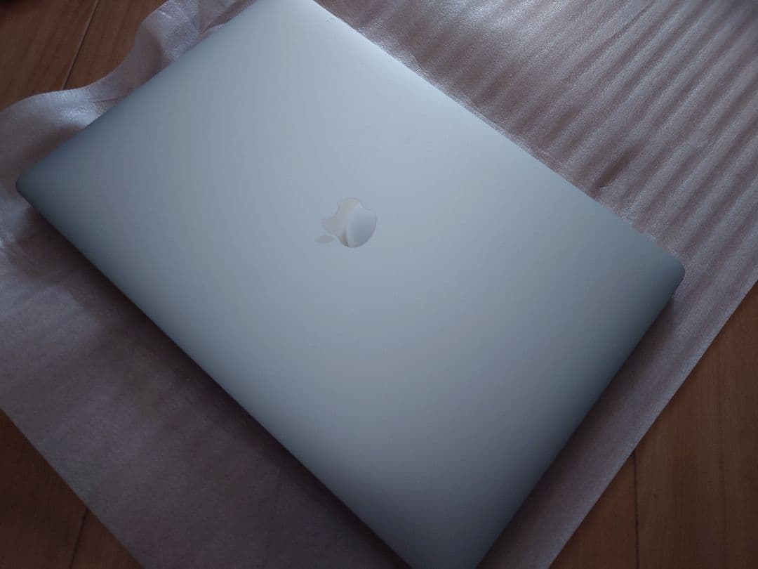 macbook pro mv932j/a　SSD512GB core i9