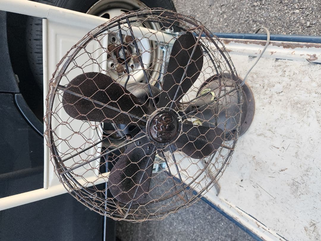 ヴィンテージ　レトロ　扇風機 　昭和風 　クラシック 現状品　ジャンク　東芝？