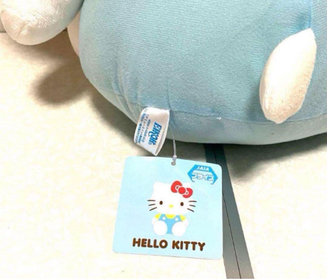 サンリオ　ハローキティ　ぬいぐるみ　キティちゃん　キティ　特大　BIGぬいぐるみ
