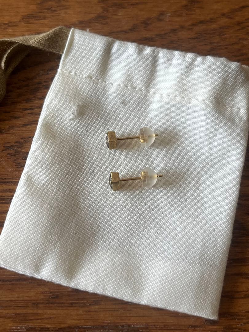 satomi kawakita ピアス　３.5ミリサイズ