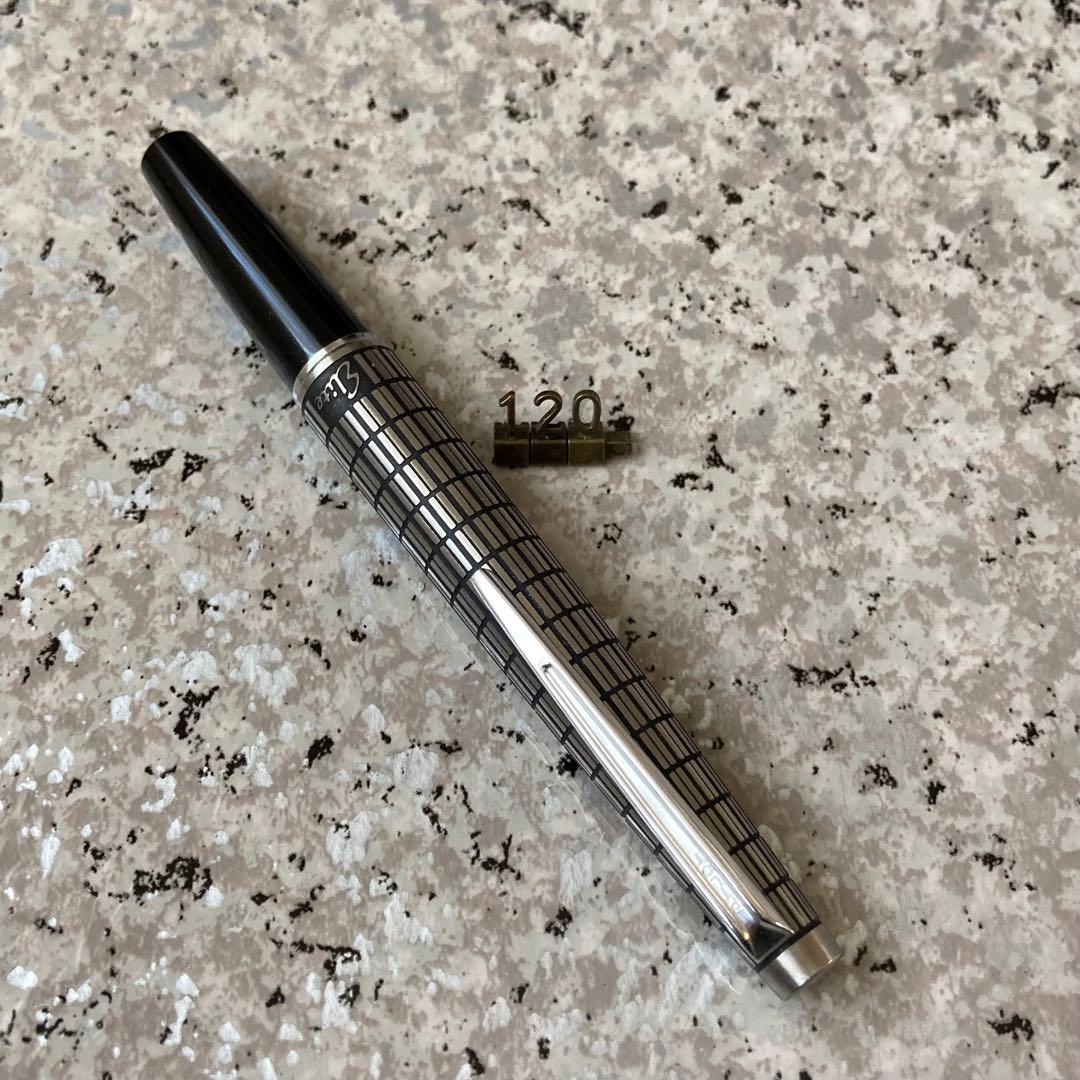 #120 オーバーホール済み 万年筆 PILOT 半格子 Elite 14k