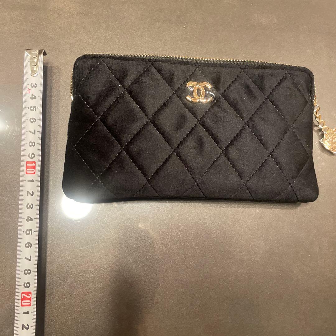 新品未使用　CHANEL ブラック ノベルティ　ポーチ　限定　非売品　シャネル