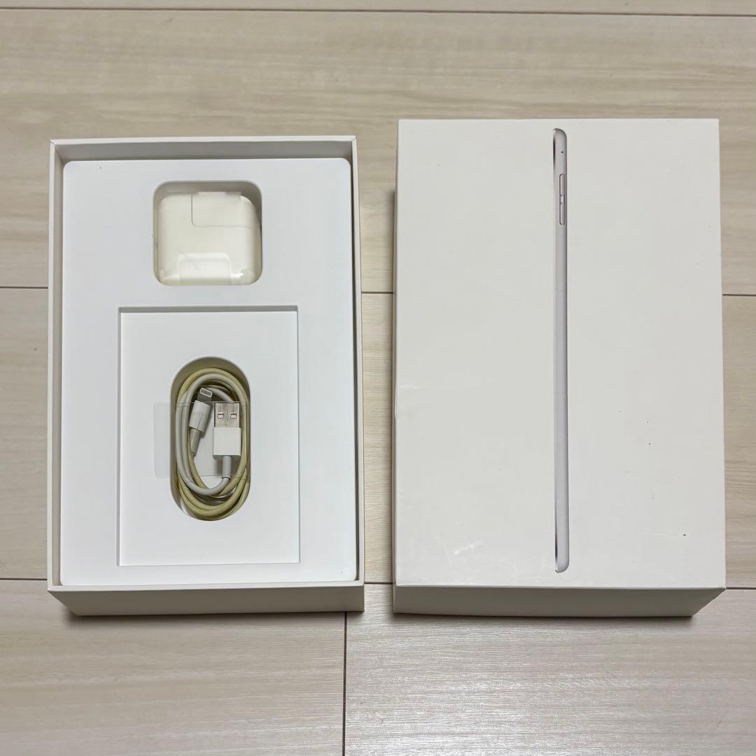 Apple iPad mini 第4世代 4Gモデル 128GB シルバー