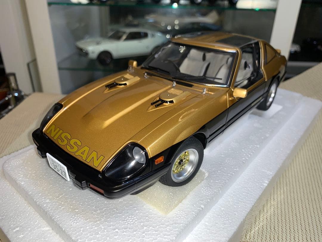 オートアート　1/18 西部警察スーパーZ