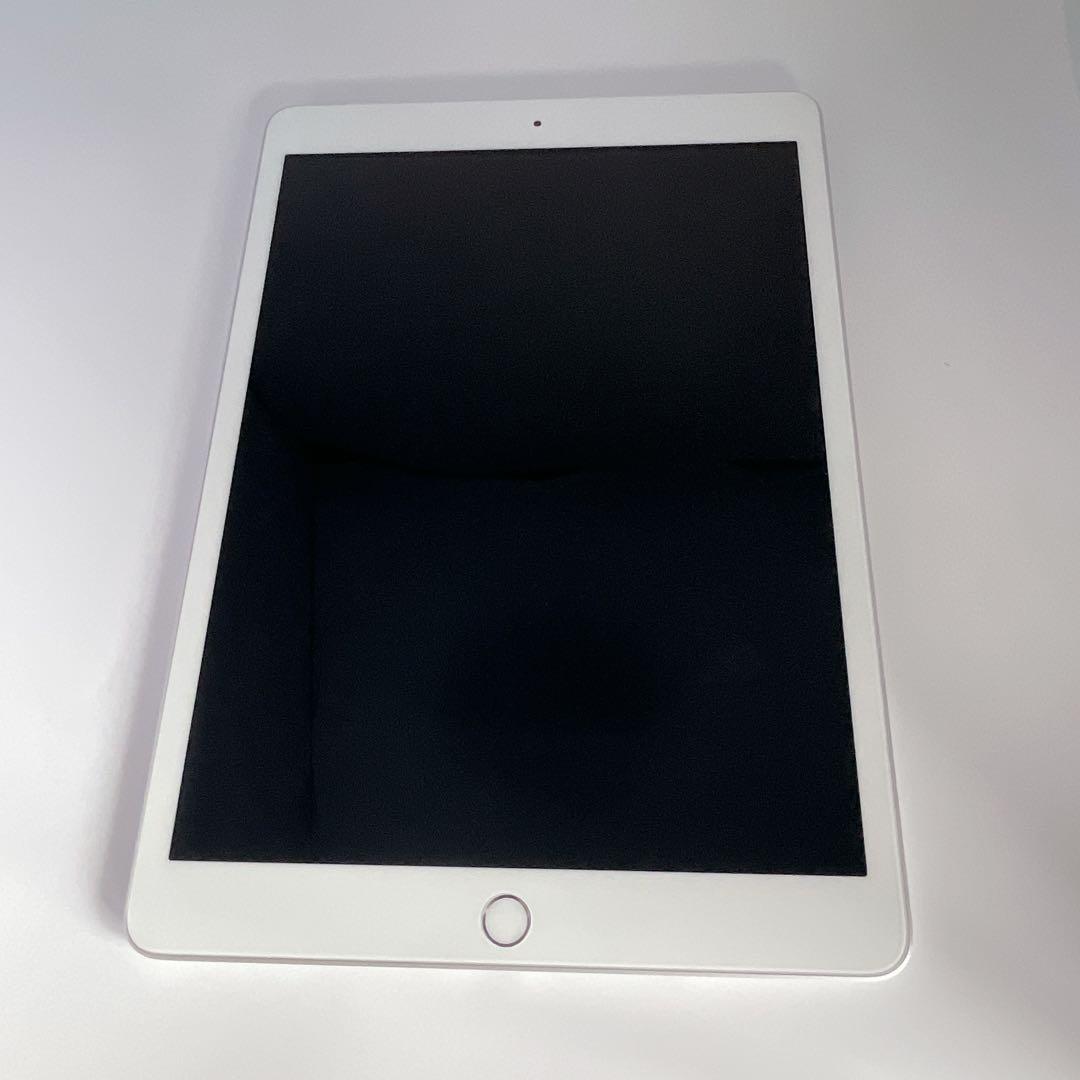 【良品】iPad 第8世代 32GB SIMフリー