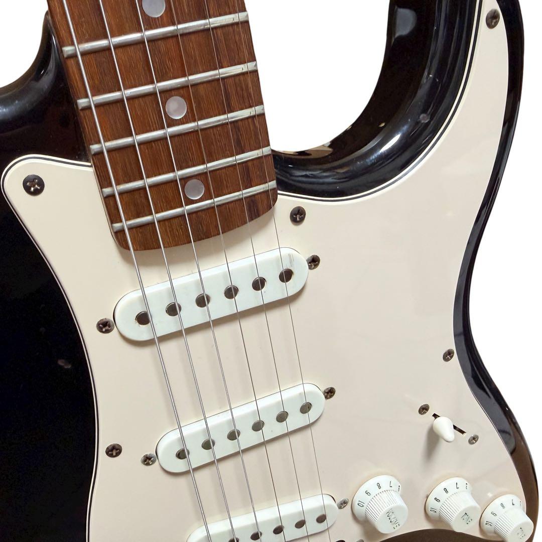 Squier Stratocaster エレキギター　ソフトケース付