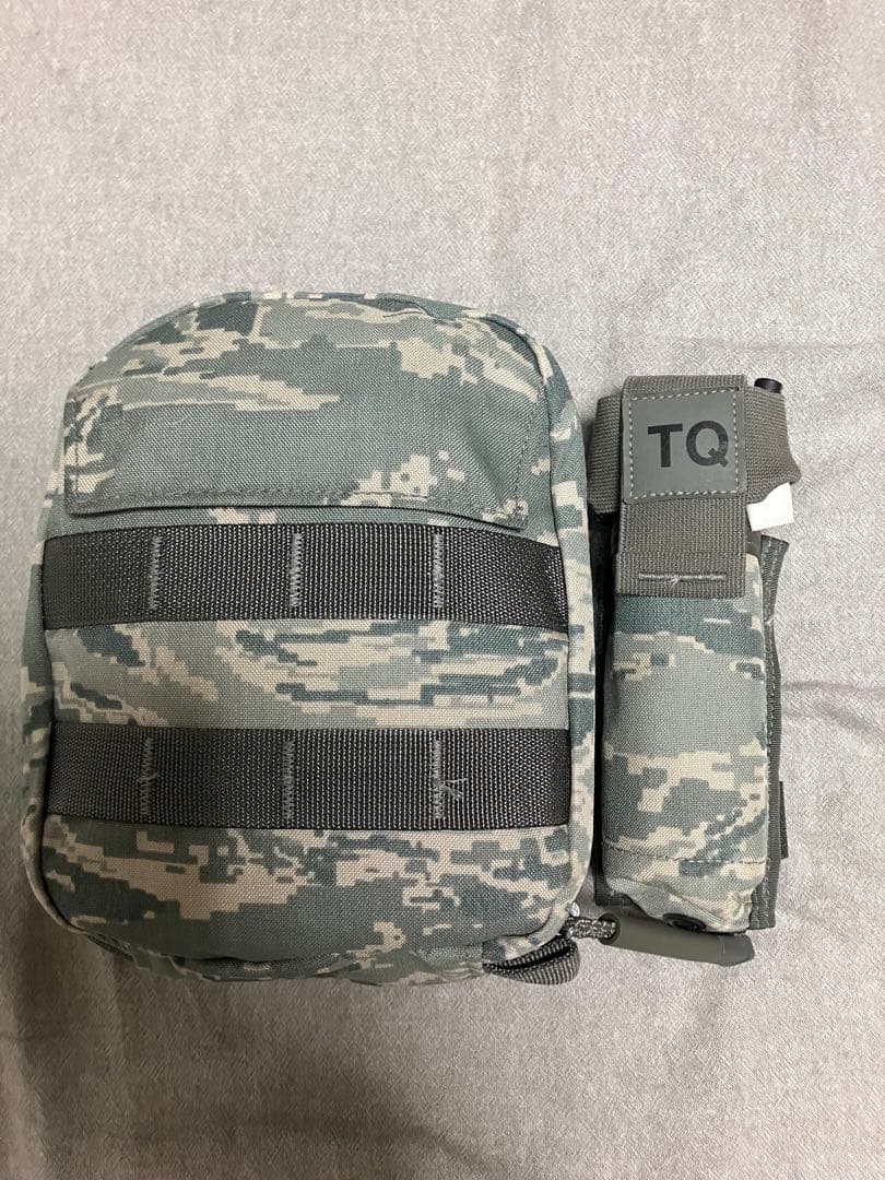 ミリタリースタイル　ARMY ファーストエイドキット　ターニケット