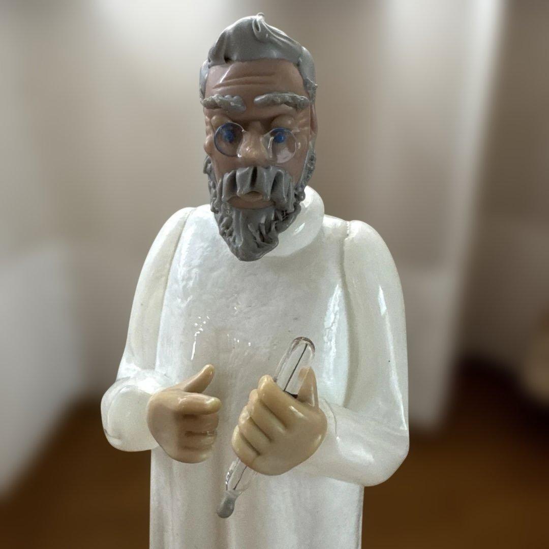 ボヘミアンガラス　ドクター人形　内科医