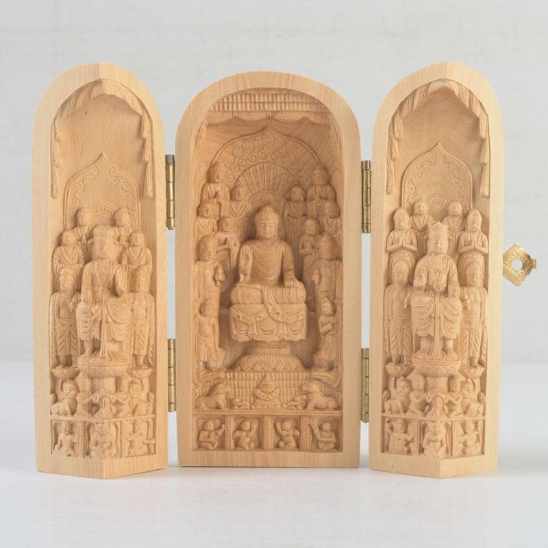 仏教美術　柘植彫刻　諸尊仏龕　三開仏　仏像　木箱付　N　9423