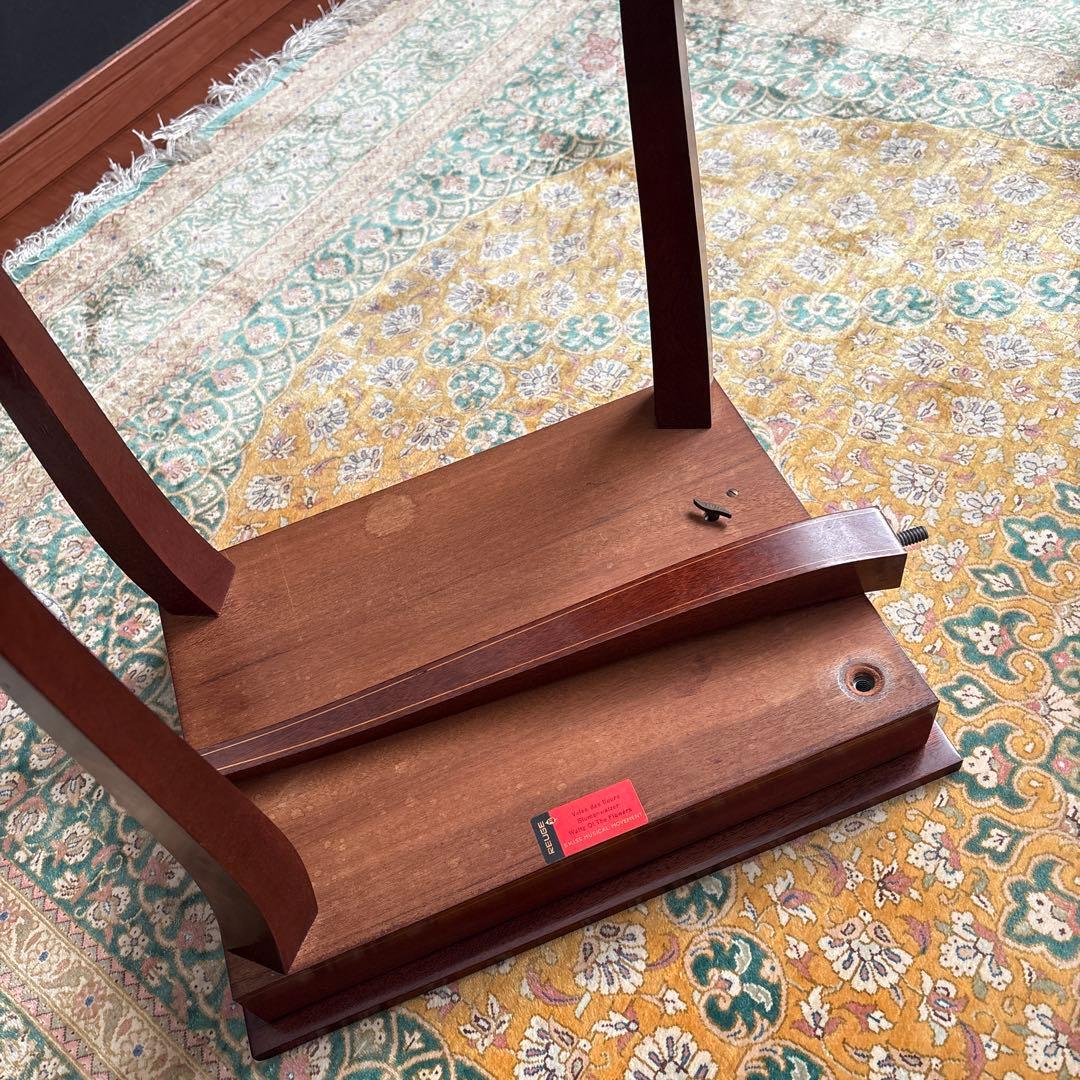 Pauline Ralph　 木製花柄インレイテーブル