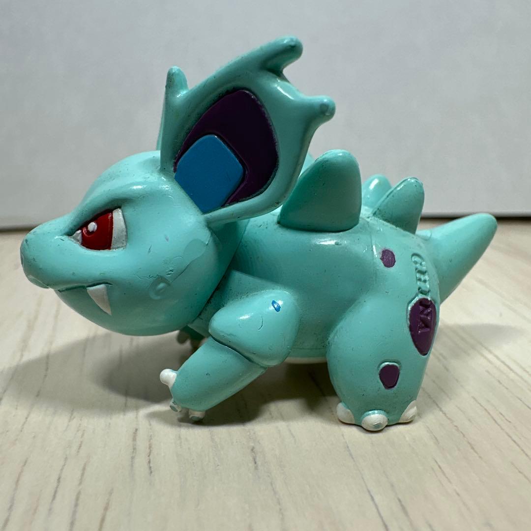 モンコレ初期　ニドリーナ