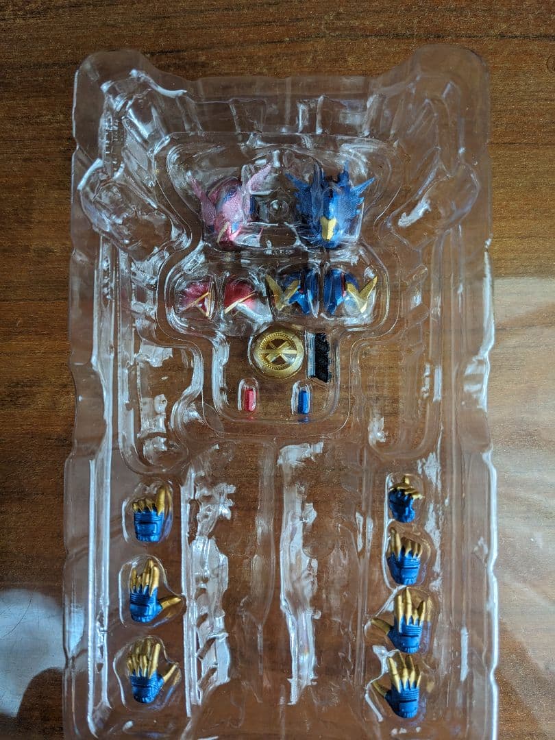 S.H.Figuarts 仮面ライダーエボル　開封品