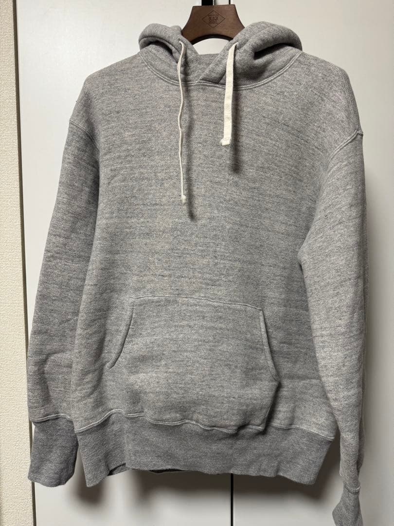 ザ・リアルマッコイズ　スウェットパーカー　グレー