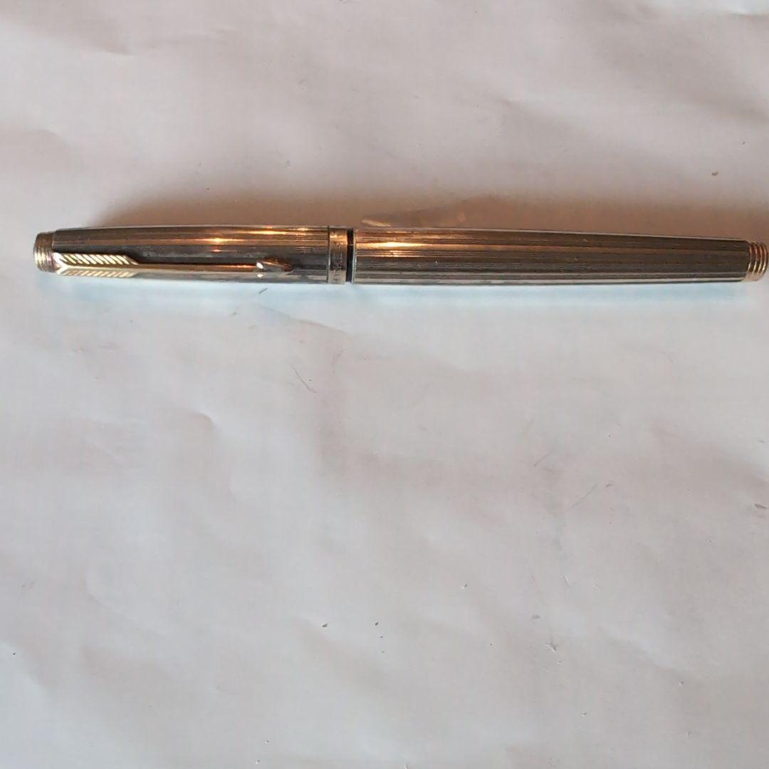 PARKERシルバー ストライプデザイン 万年筆 ペン先18K